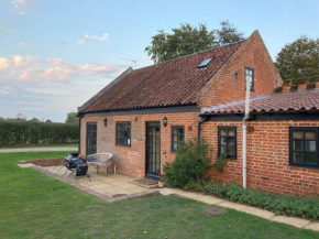 Peaceful country cottage in stunning surroundings